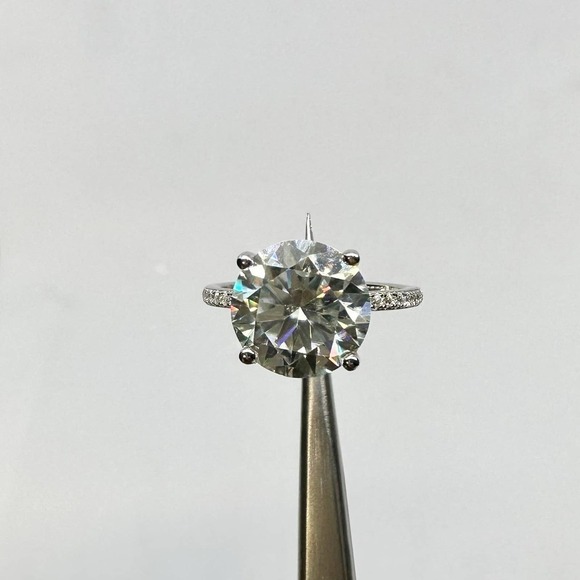 Moissanite Diamond Ring 5 Ct Engagement Wedding Round Cut Solitaire GRA Size 6 - Picture 1 of 11